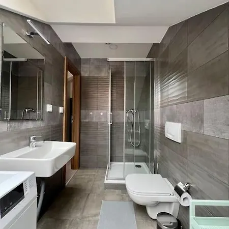 Apartment Studio Close To Center